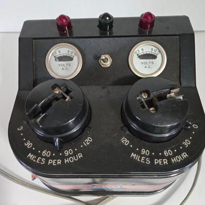 LOT 162X: Lionel Train Tracks, American Flyer Transformer, and More
