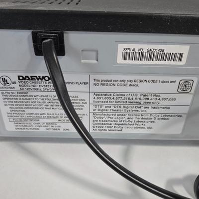 LOT 166X: Daewoo VCR/DVD Player - Model 6T811N