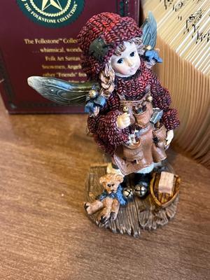LOT 201D: Christmas Collection - Hymnal Angel, Carollers and More