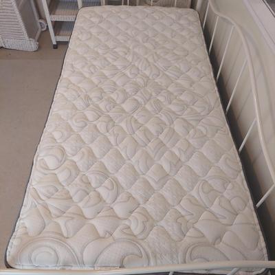 Metal Frame Daybed w/ Trundle (GB-BBL)