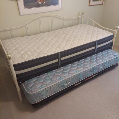 Metal Frame Daybed w/ Trundle (GB-BBL)