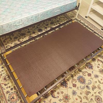 Metal Frame Daybed w/ Trundle (GB-BBL)