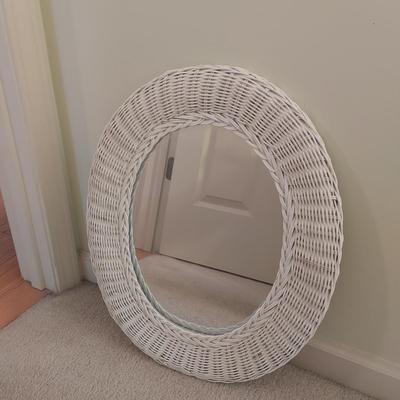 Wicker Shelf, Mirrors & More (GB-BBL)