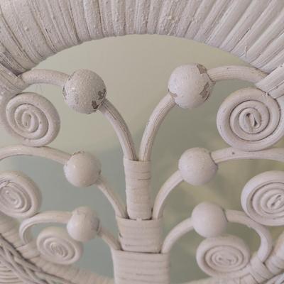 Wicker Shelf, Mirrors & More (GB-BBL)