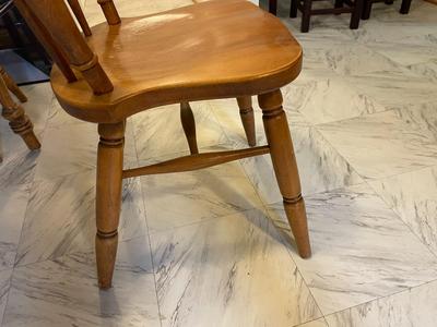 Wooden Extendable Dining Table with Four Chairs