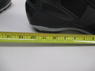 Alpine Ski Boots Thinsulate Insulation Size 12 1/2