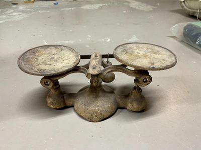 Vintage Cast Iron Balance Scale with Two Pans