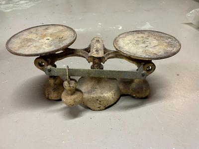 Vintage Cast Iron Balance Scale with Two Pans