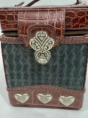 Two-tone Square Leather Purse with hearts
