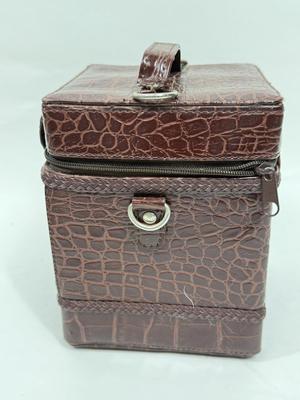 Two-tone Square Leather Purse with hearts