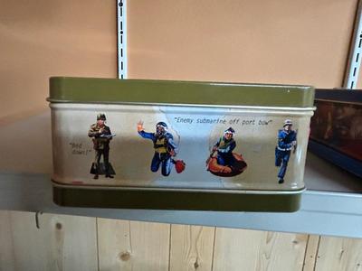 GI JOE AND SUPERMAN LUNCH PAILS