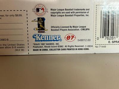 1998 STARTING LINE UP SUPER STAR BASEBALL COLLECTABLE FIGURINES