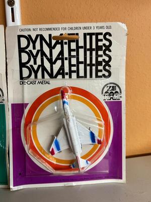 1976 DYNA FLIGHT PLANES IN ORIGINAL PACKAGE