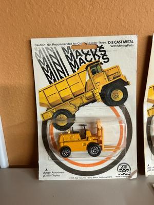 1976 MINI MACKS AND A 1977 DYNA WHEELS