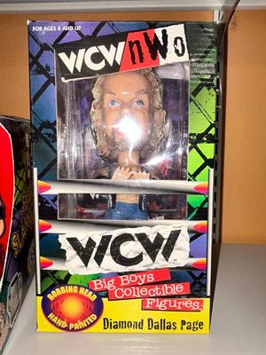 1998 WCW DIAMOND DALLAS PAGE BOBBLE HEAD AND 1999 NWO HULK HOGAN HEAD MUG