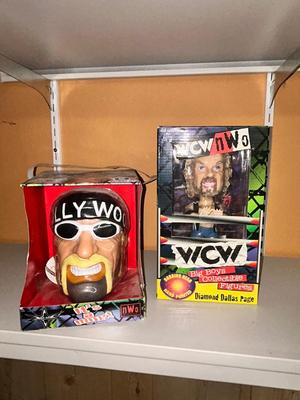 1998 WCW DIAMOND DALLAS PAGE BOBBLE HEAD AND 1999 NWO HULK HOGAN HEAD MUG