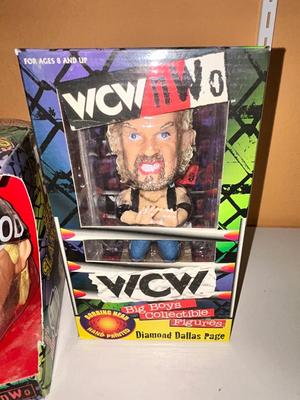 1998 WCW DIAMOND DALLAS PAGE BOBBLE HEAD AND 1999 NWO HULK HOGAN HEAD MUG