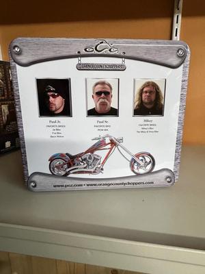 LORD OF THE RINGS COLLECTIBLE PEZ IN ORIGINAL PACKAGING , AND ORANGE COUNTY CHOPPERS PEZ IN COLLECTIBLE TIN