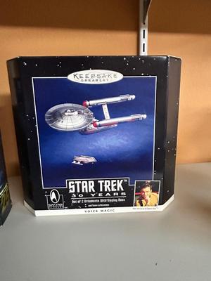 STAR TREK COLLECTIBLE PEZ AND OTHER ITEMS