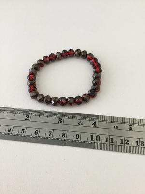 Red stretchy fashion beaded bracelet