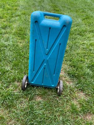 Blue Portable Wheeled Water Tank with Handle