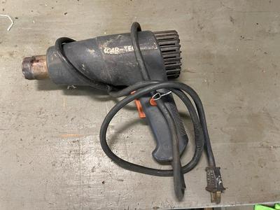 Black & Decker Heat Gun with Corded Power Supply