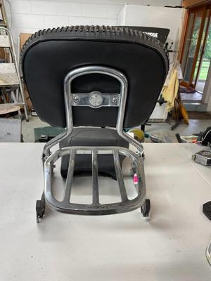 Harley-Davidson Motorcycle Black Leather Seat with Backrest and Luggage Rack