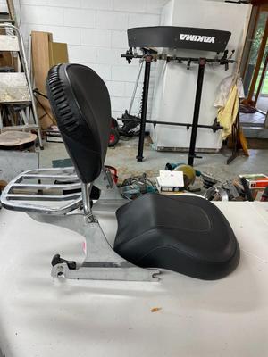 Harley-Davidson Motorcycle Black Leather Seat with Backrest and Luggage Rack