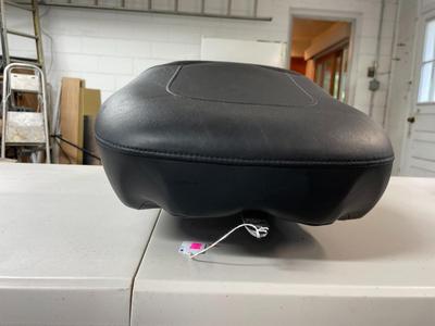 Harley-Davidson Motorcycle Black Leather Seat in Good Condition