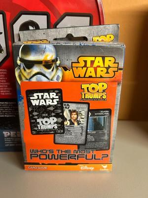 STAR WARS PEZ IN COLLECTABLE TIN, YODAS AND TRADING CARDS