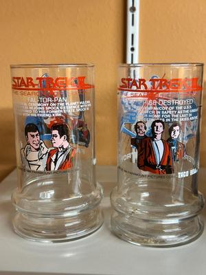WILLIAM SHATNER TRADING CARDS, 1984 STAR TREK COLLECTIBLE GLASSES AND MORE