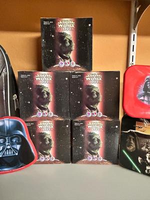 AN ARRAY OF DIFFERENT STAR WARS ITEMS