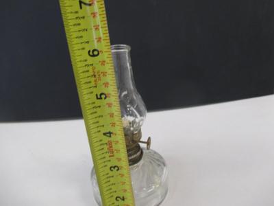 Vintage Clear Oil Swirl Design Finger Lamp 6" Tall