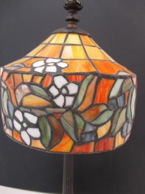 Tiffany Style Stained Glass Lamp