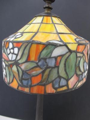 Tiffany Style Stained Glass Lamp