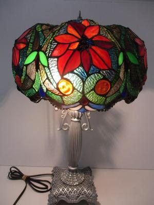 5 Sided Raised Stain Glass Lamp