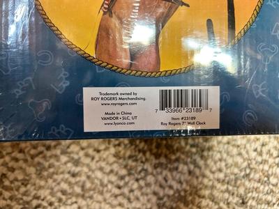 ROY ROGERS BOOKS, TRADING CARDS AND WALL CLOCK
