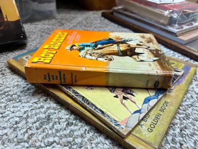ROY ROGERS BOOKS, TRADING CARDS AND WALL CLOCK