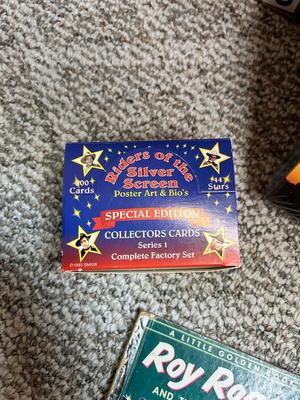 ROY ROGERS BOOKS, TRADING CARDS AND WALL CLOCK