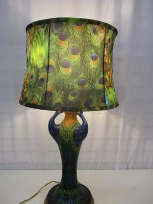 Antique Triple Peacock Art Nouveau Pottery Stand & Lamp Shade Table Lamp