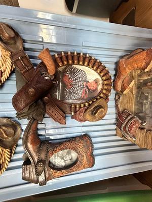 NEAT FRAMES WITH ROY ROGERS AND FRIENDS