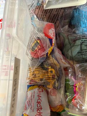 SO MANY VINTAGE HAPPY MEAL TOYS