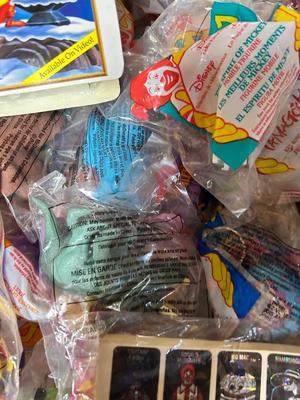 SO MANY VINTAGE HAPPY MEAL TOYS