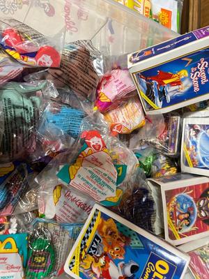 SO MANY VINTAGE HAPPY MEAL TOYS