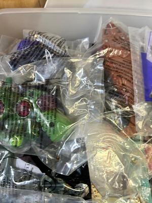 67 HAPPY MEAL TOYS