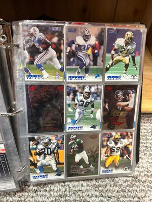 3 RING BINDER OF FOOTBALL CARDS AND COLLECTIBLE TINS