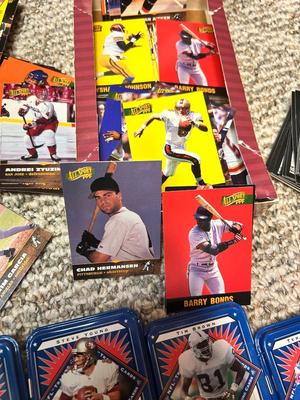 BASEBALL CARD COLLECTIBLES