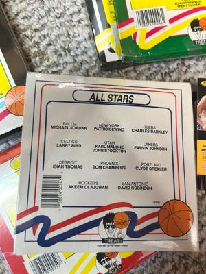 VTG BASKETBALL TRADING CARDS