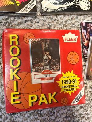 VTG BASKETBALL TRADING CARDS