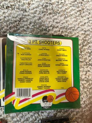 VTG BASKETBALL TRADING CARDS